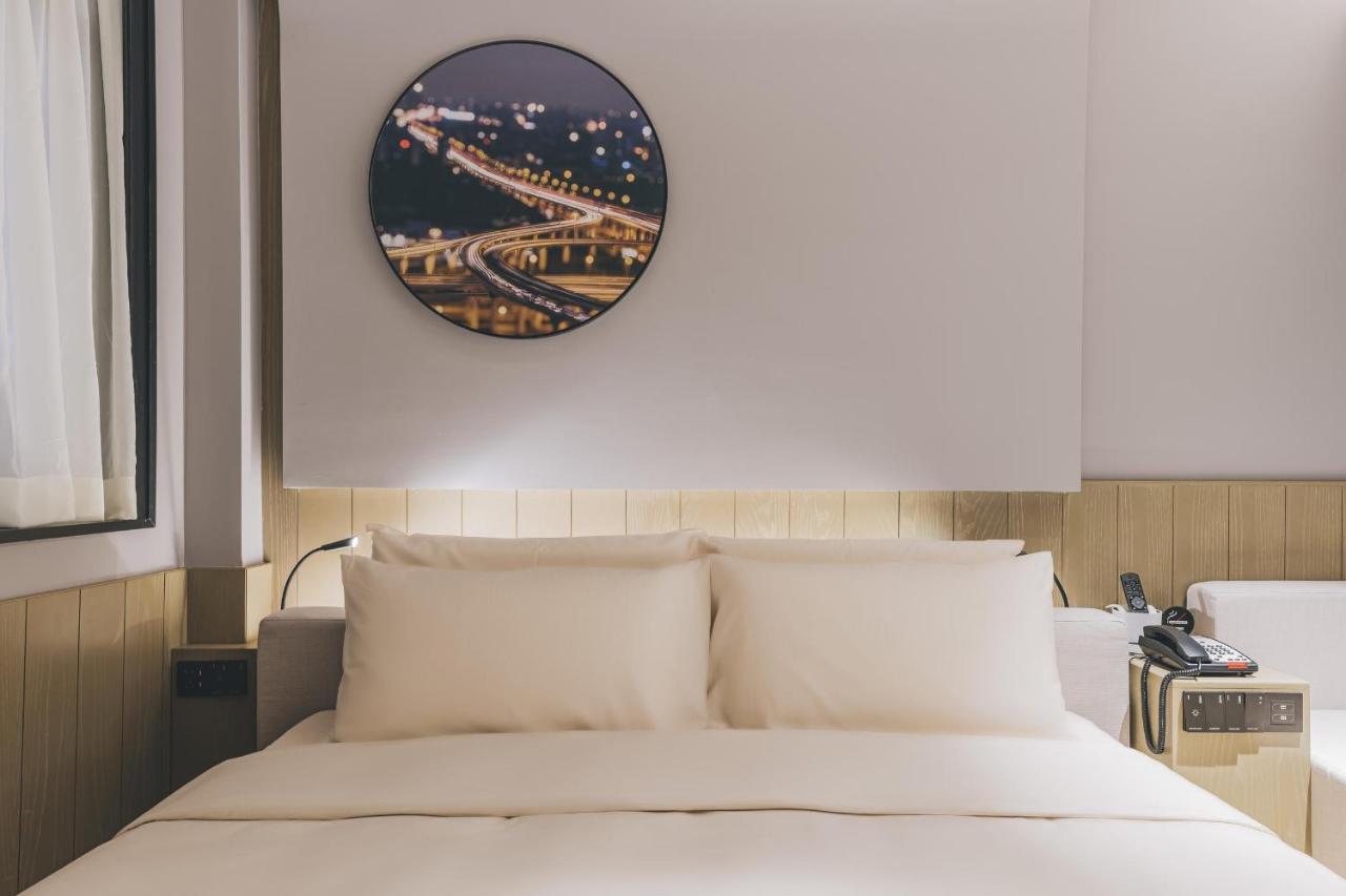 Atour X Hotel The Bund East Nanjing Road Shanghai Esterno foto