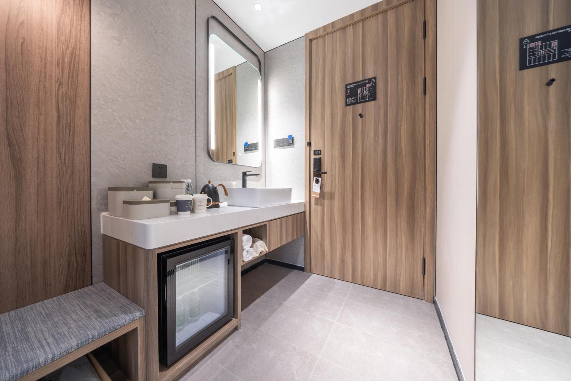 Atour X Hotel The Bund East Nanjing Road Shanghai Esterno foto