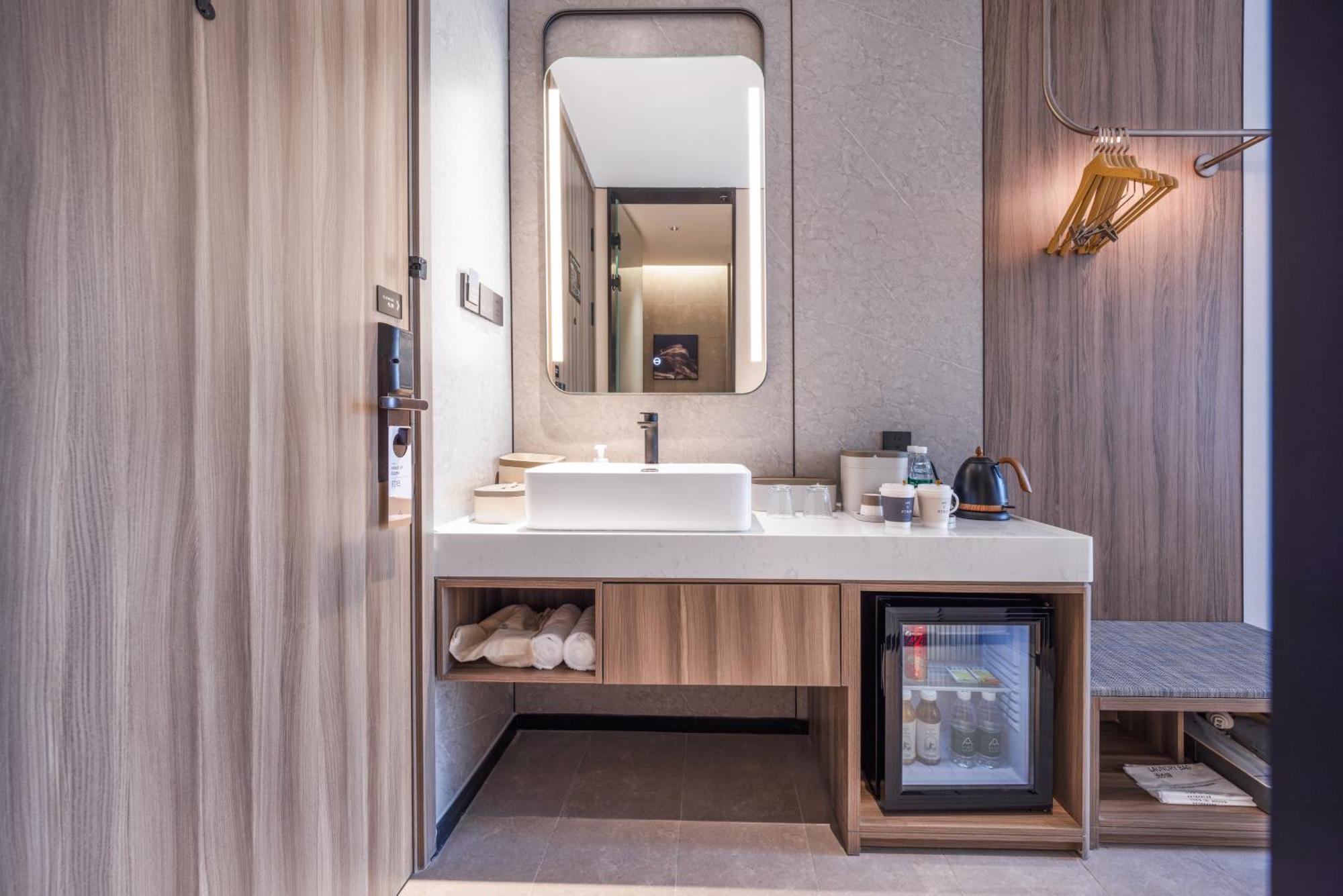 Atour X Hotel The Bund East Nanjing Road Shanghai Esterno foto